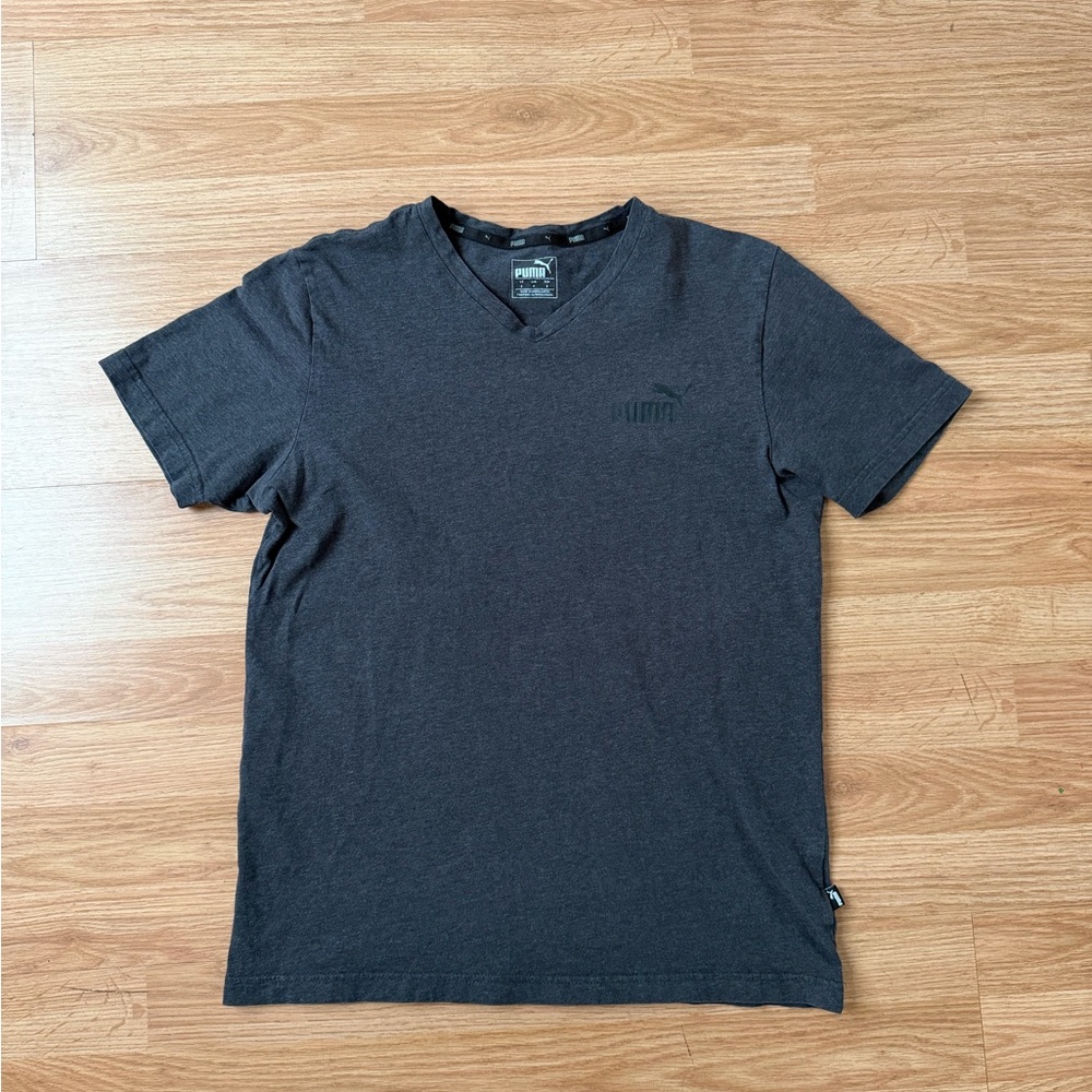 Puma Men’s  Gray V-Neck Short Sleeve Shirt